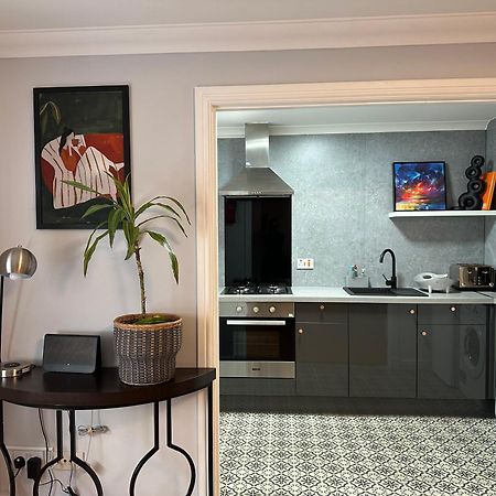 Private Main Door Lovely 2 Bedroom Apartment Edinburg Exteriör bild