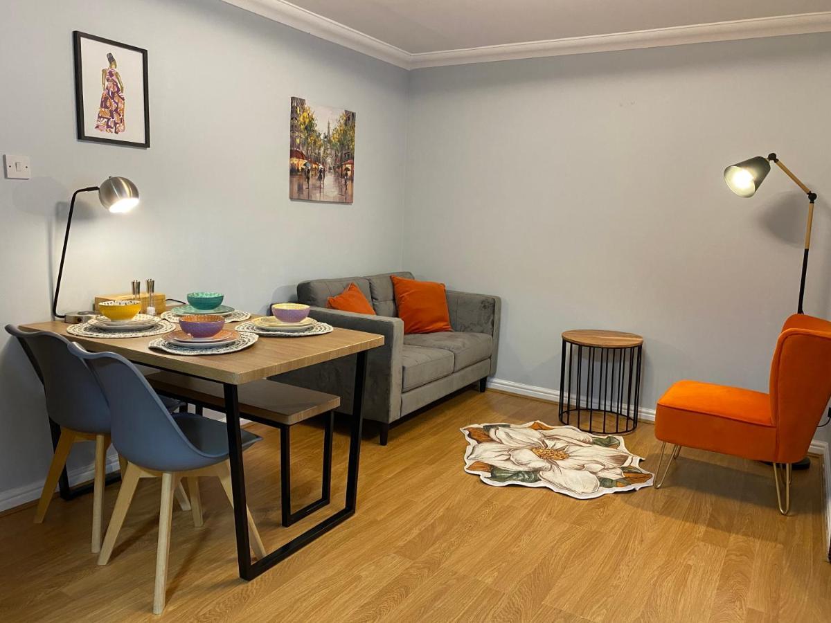 Private Main Door Lovely 2 Bedroom Apartment Edinburg Exteriör bild