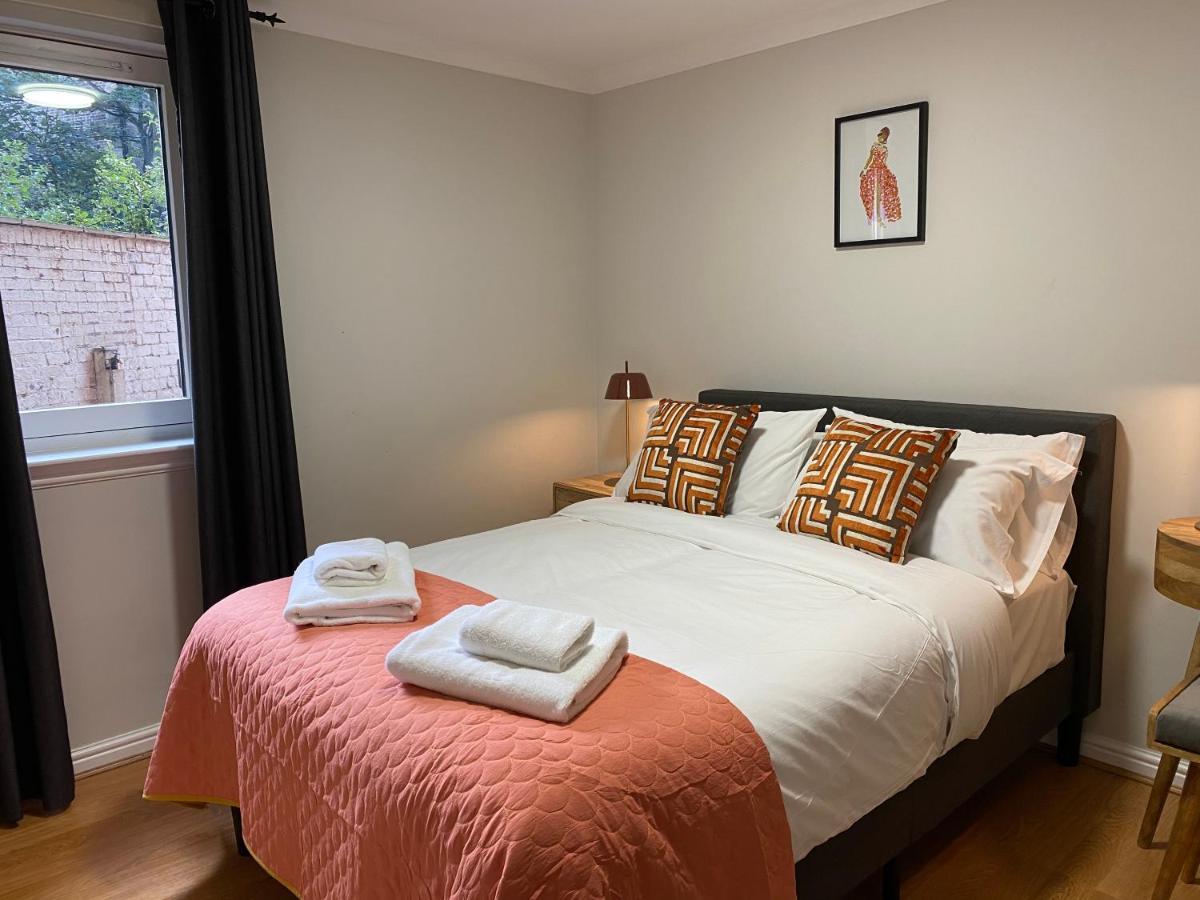 Private Main Door Lovely 2 Bedroom Apartment Edinburg Exteriör bild