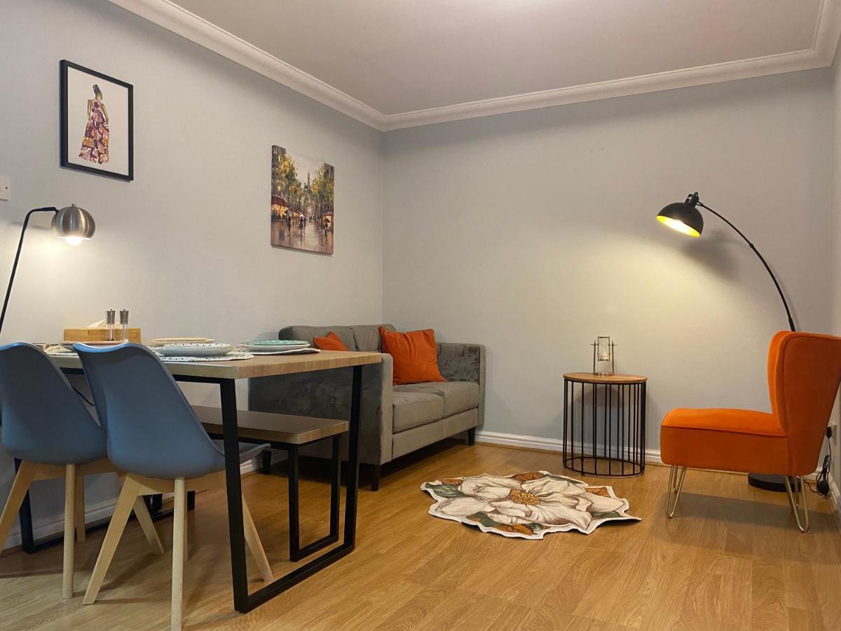 Private Main Door Lovely 2 Bedroom Apartment Edinburg Exteriör bild