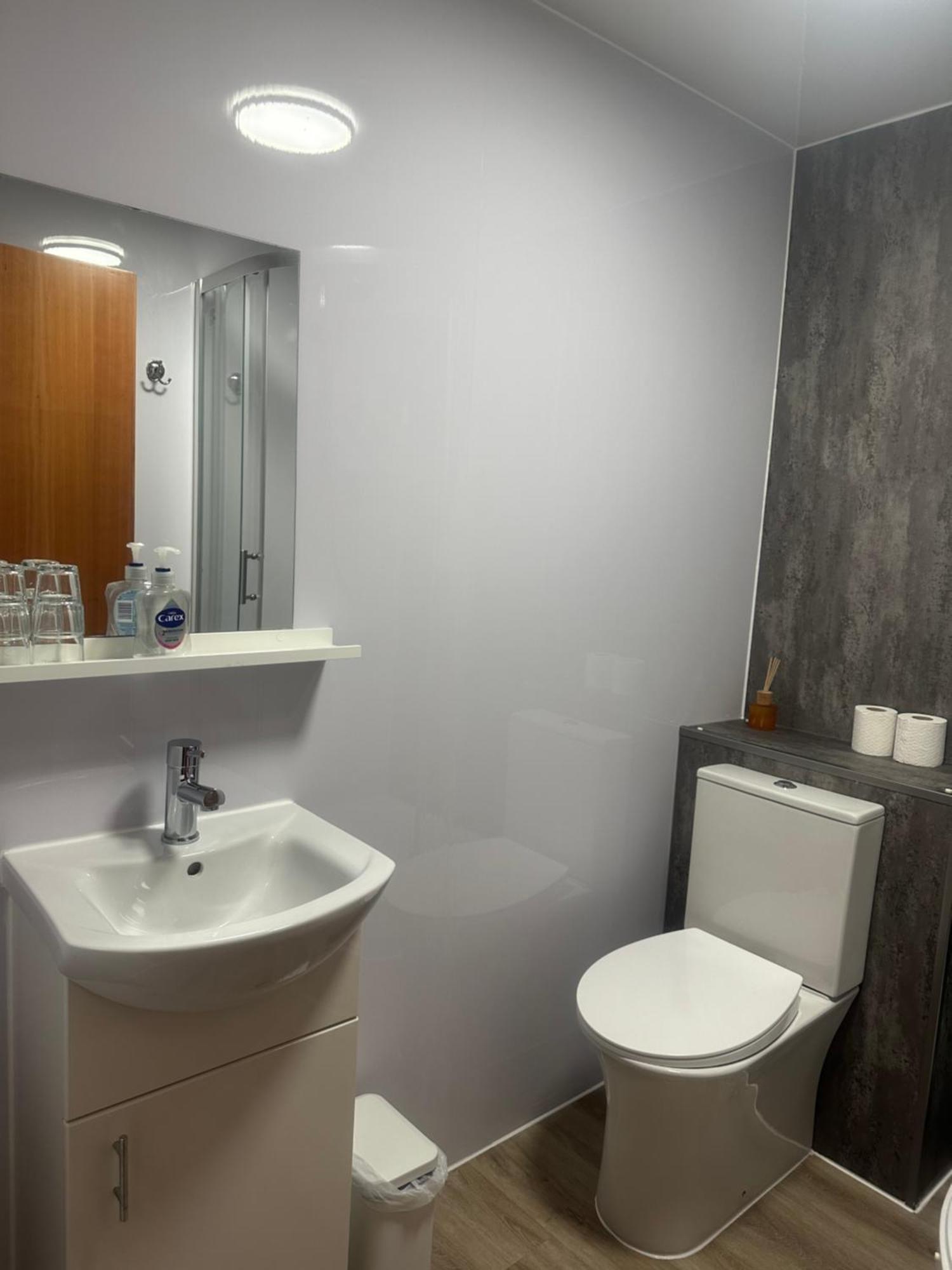 Private Main Door Lovely 2 Bedroom Apartment Edinburg Exteriör bild